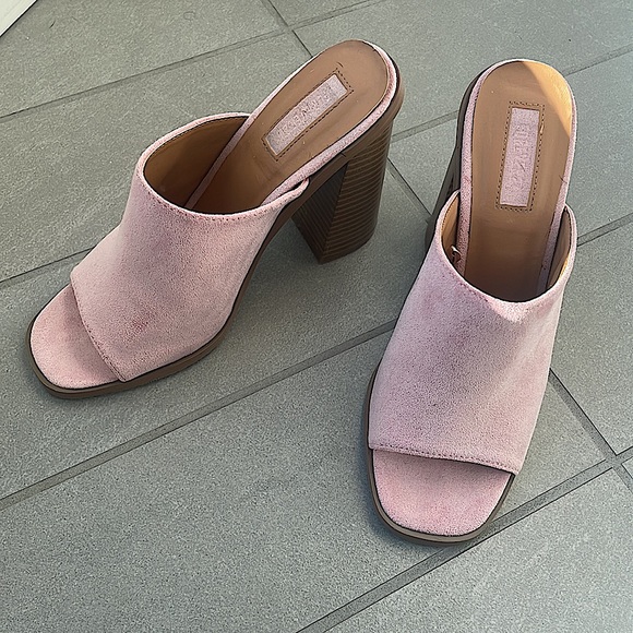 Forever 21 Suede Heels - Picture 3 of 5